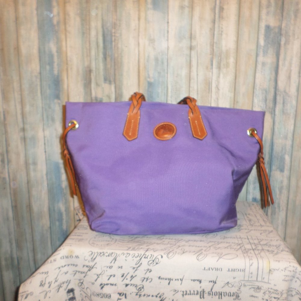DOONEY & BOURKE NYLON SHOPPER PURPLE